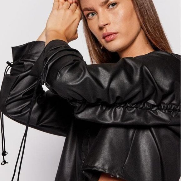 Cropped jacket - Picture 2 of 2